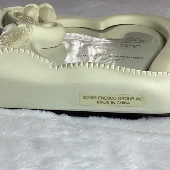 “I Give You My Heart” 5x7 Cream Picture Frame - Picture 6 of 7